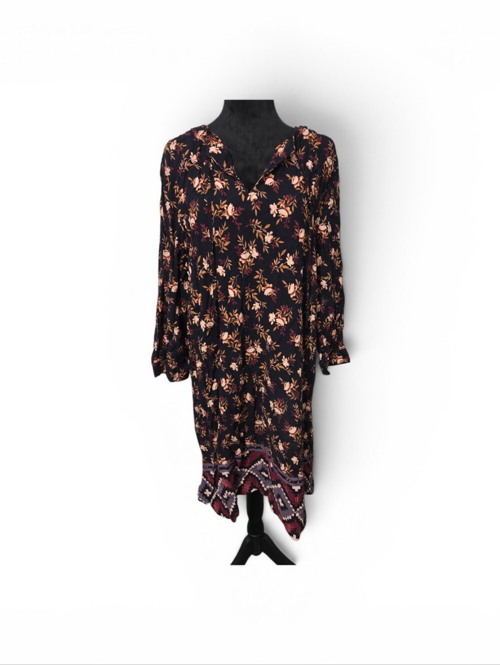 beachlunchlounge Black Tunic with Maroon and Mustard Floral Print XXL